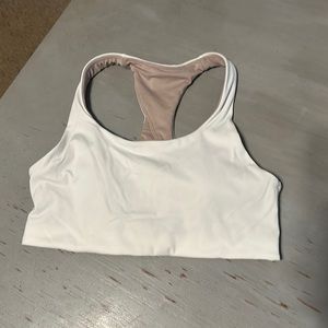 Lululemon Invigorate *high support* Bra white sz 6